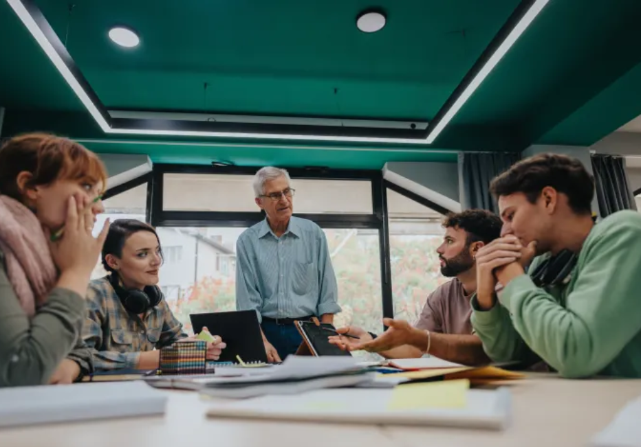 Cursos Profissionais: um motor para o emprego e o empreendedorismo?
